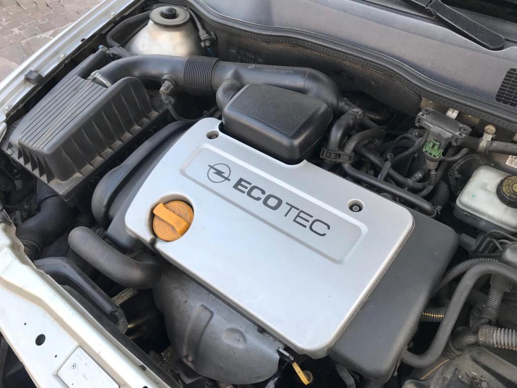Opel Astra 1.4i 16V cat 5 porte Club