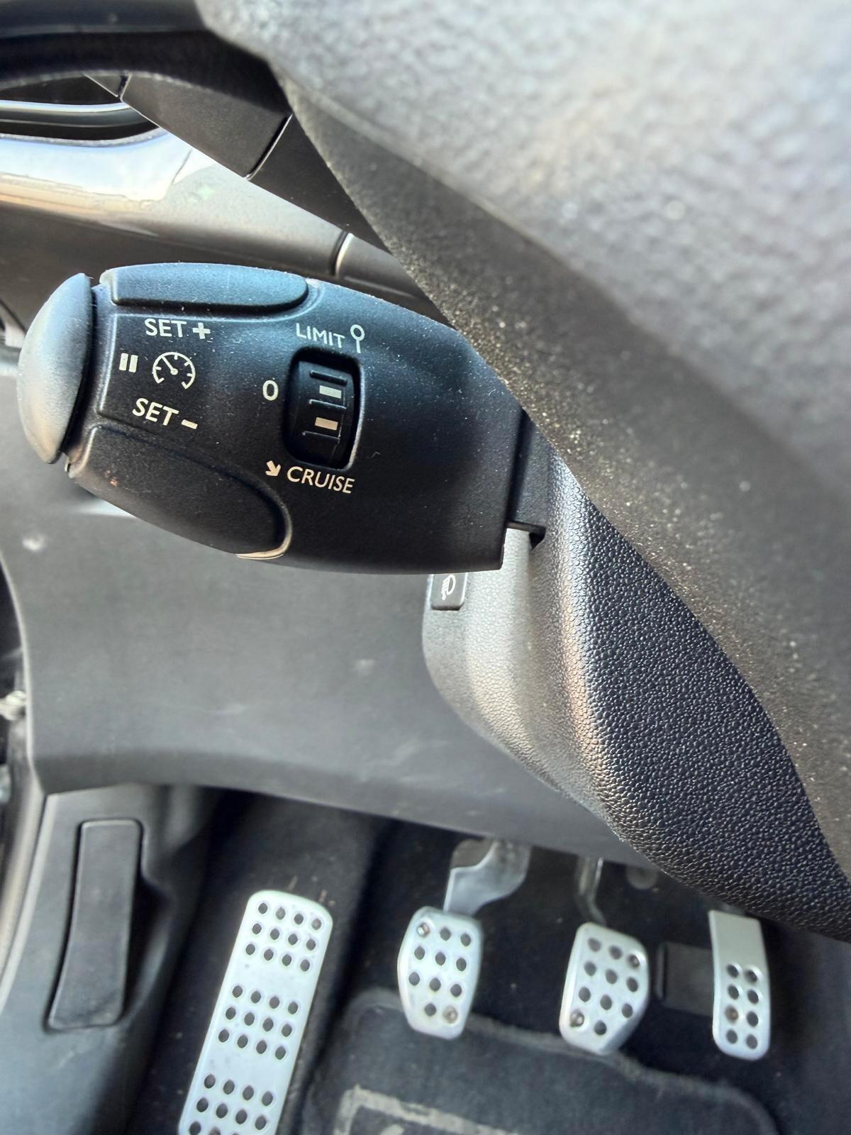 Ds DS3 3 1.6 e-HDi 90 NEOPATENTATI