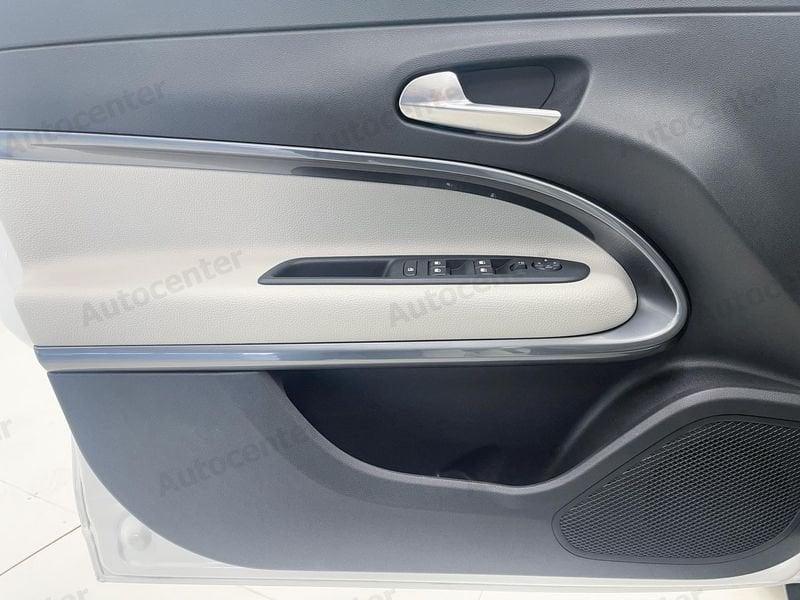 FIAT 600 1.2 hybrid La Prima 110cv auto