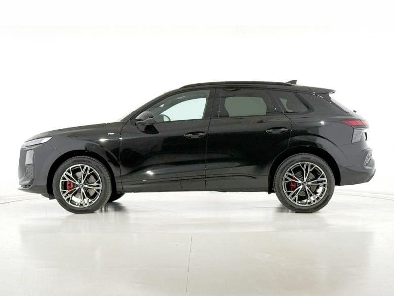 Audi Q3 TDI 110 kW S tronic S Line Edition ** TETTO APRIBILE **