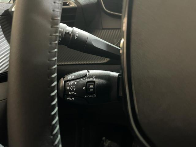 PEUGEOT 2008 100CV Allure +NAVI PREZZO REALE