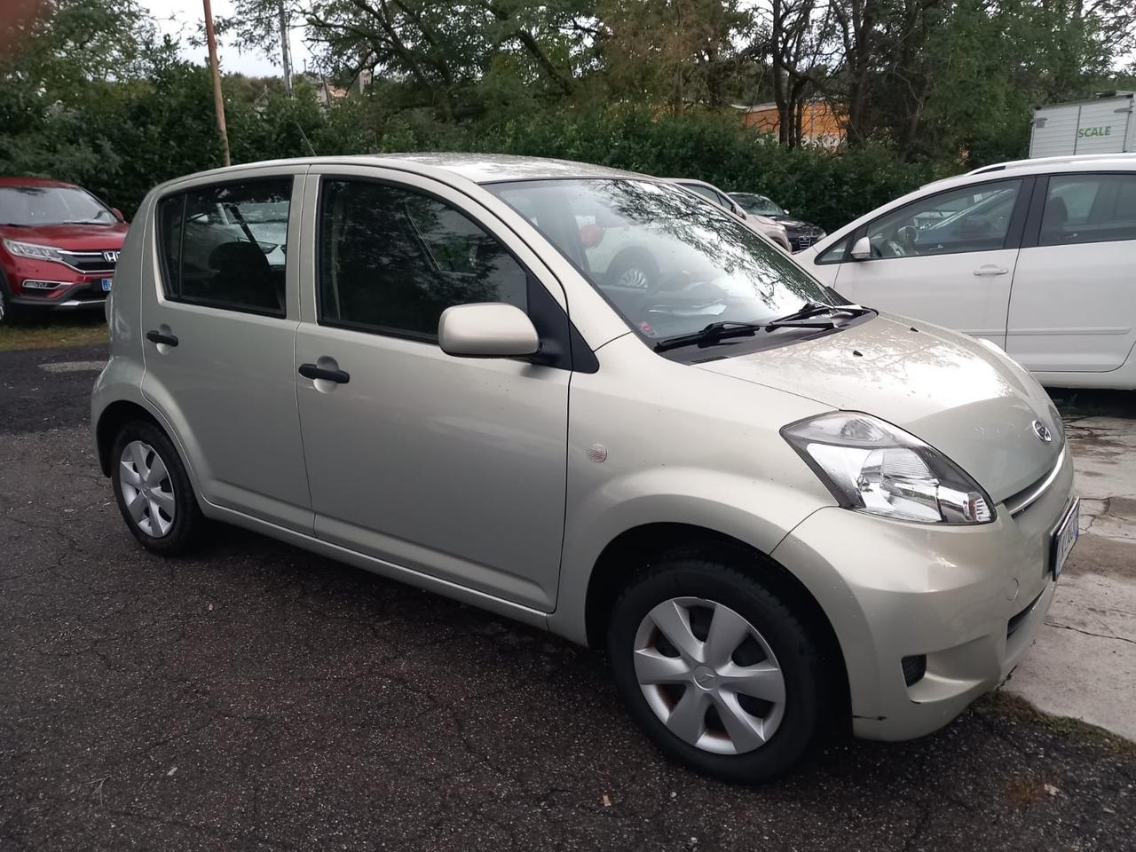 Daihatsu Sirion 1.0 Hiro