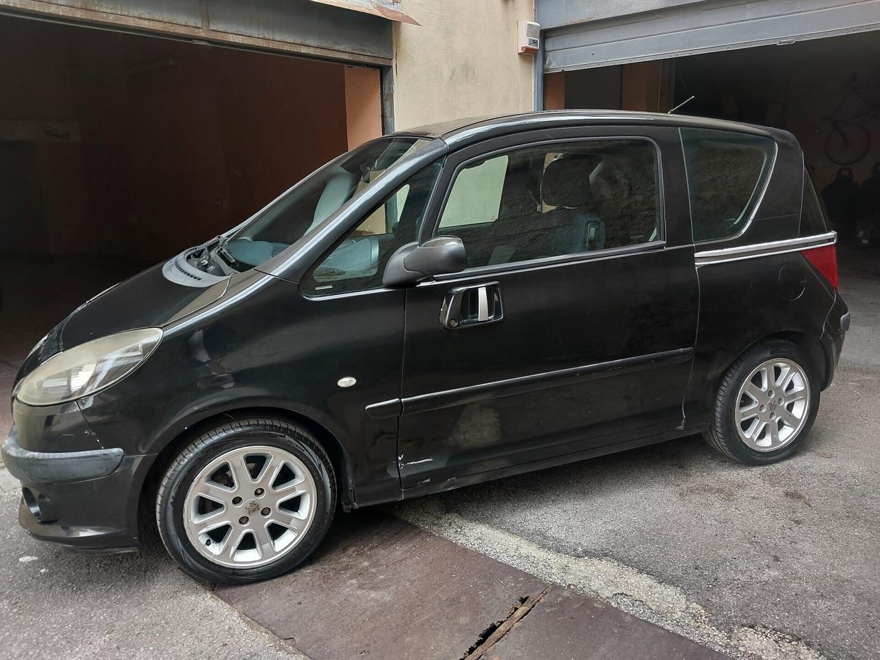 Peugeot 1007 1.4 HDi Trendy 08/2006