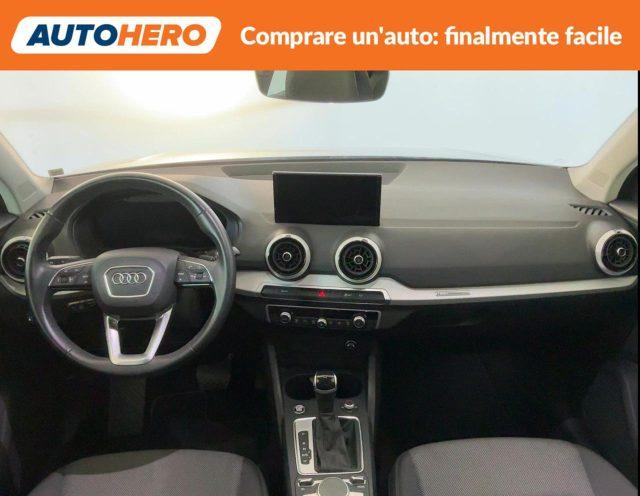 AUDI Q2 35 TDI S tronic Identity Black