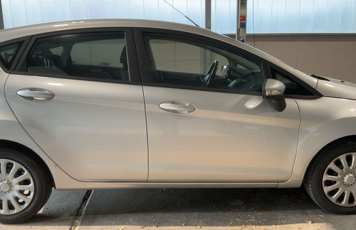 Ford Fiesta 1.5 TDCi 75CV