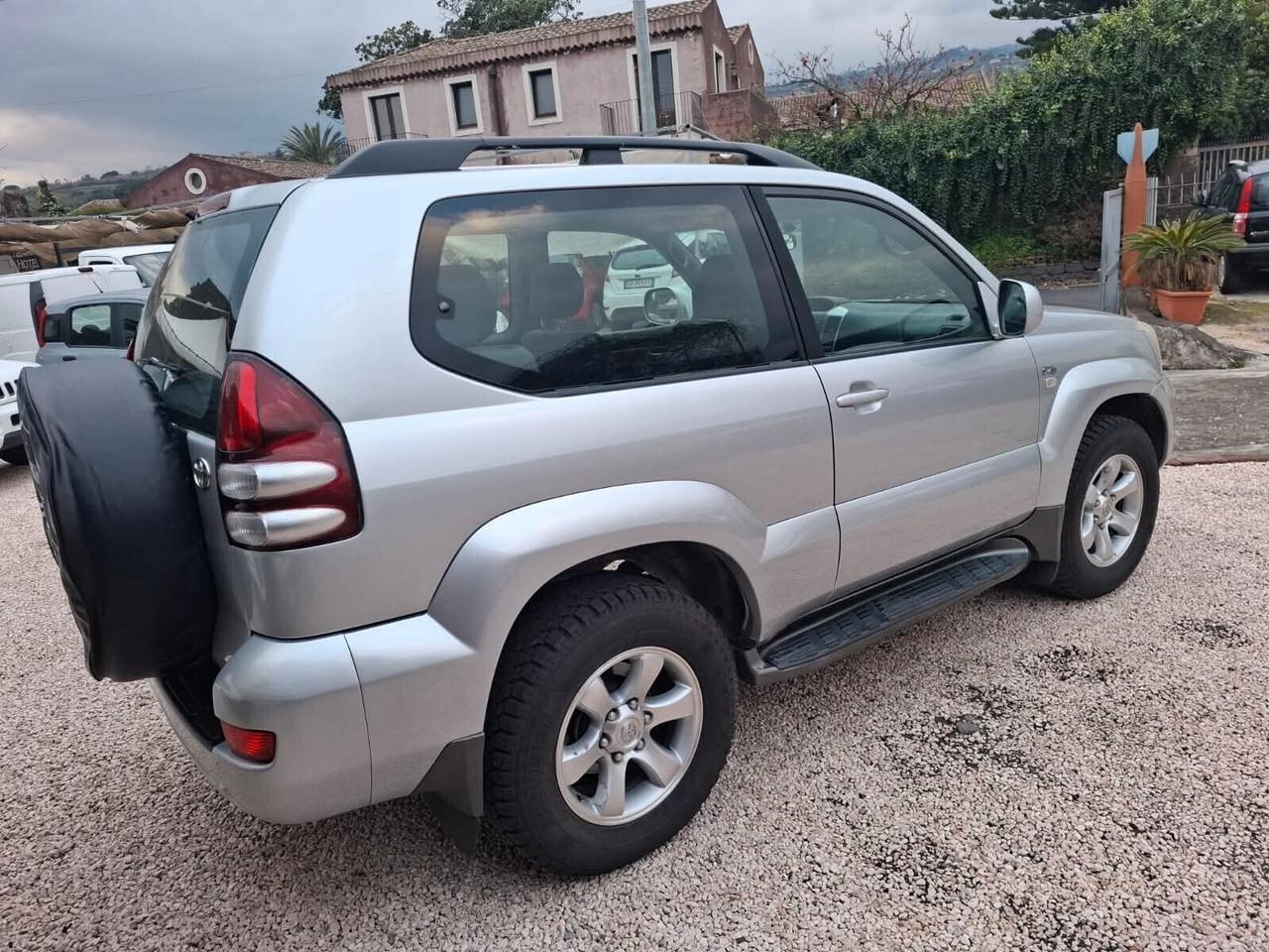 Toyota Land Cruiser 3.0 D-4D 16V cat 3 porte Sol