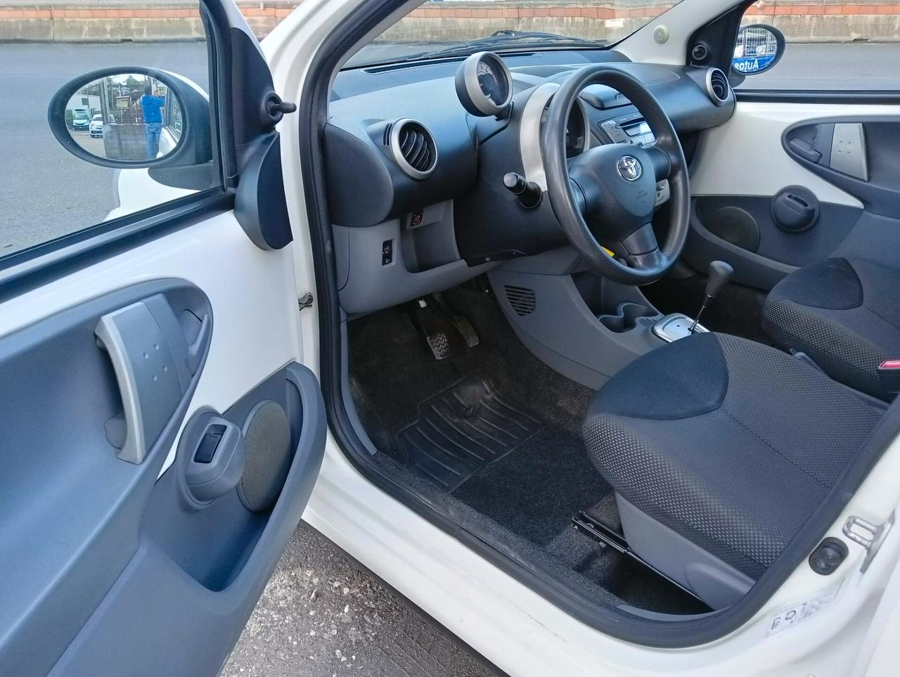 Toyota Aygo 1.0 AUTOMATICA