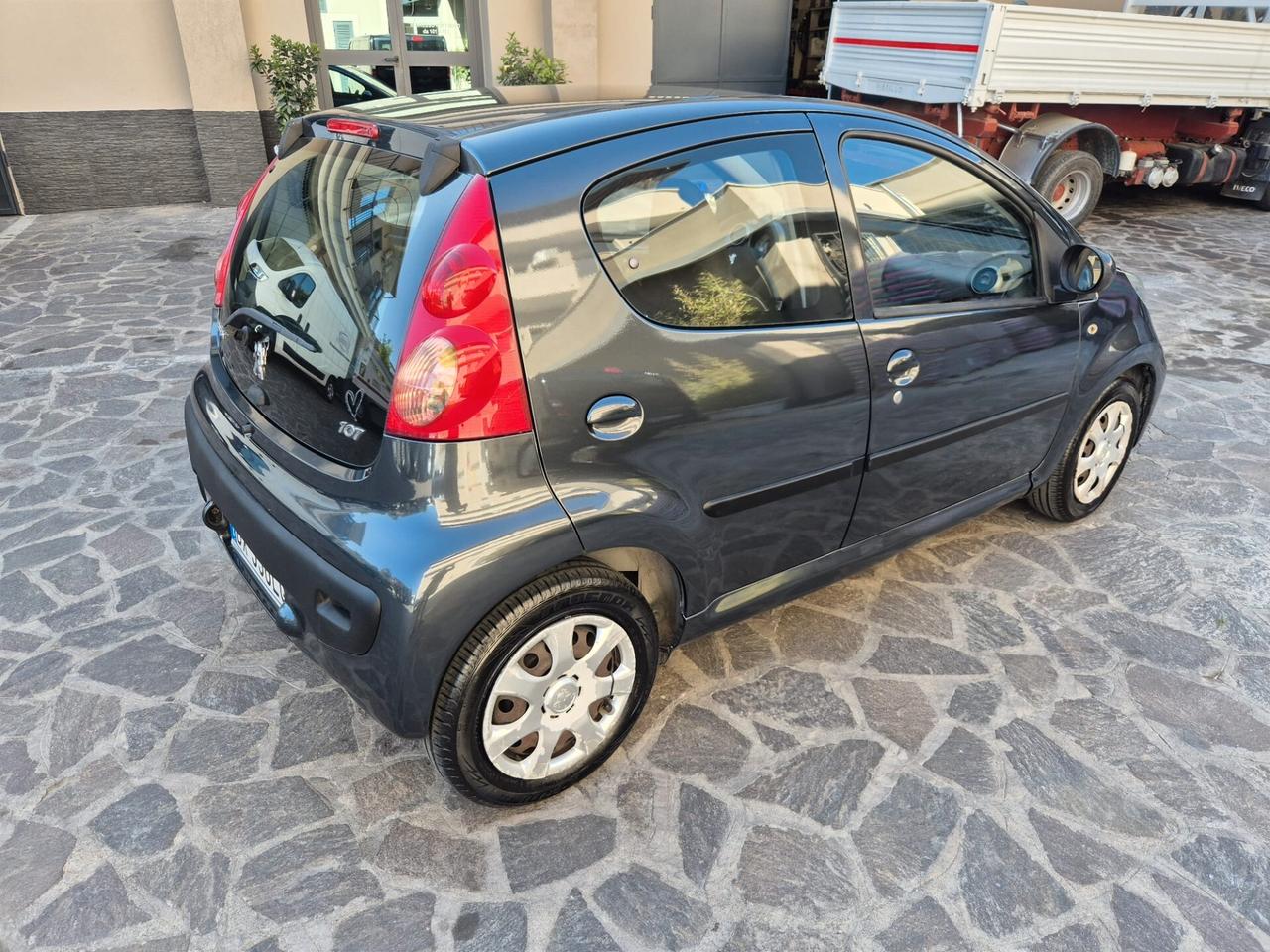 Peugeot 107 1.0 68CV 5p. Sweet Years