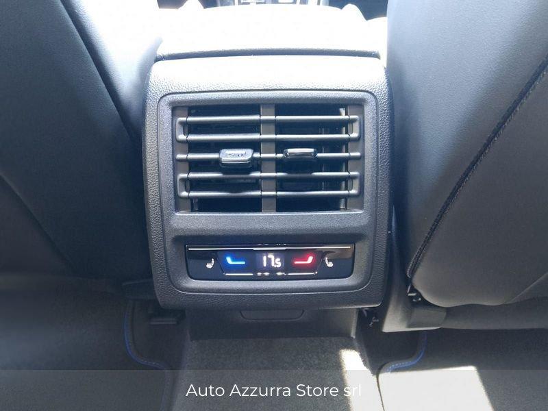 Volkswagen Golf 2.0 TSI R Black Edition 4m 333cv DSG | AKRAPOVIC, CARBON, TETTO, 360°