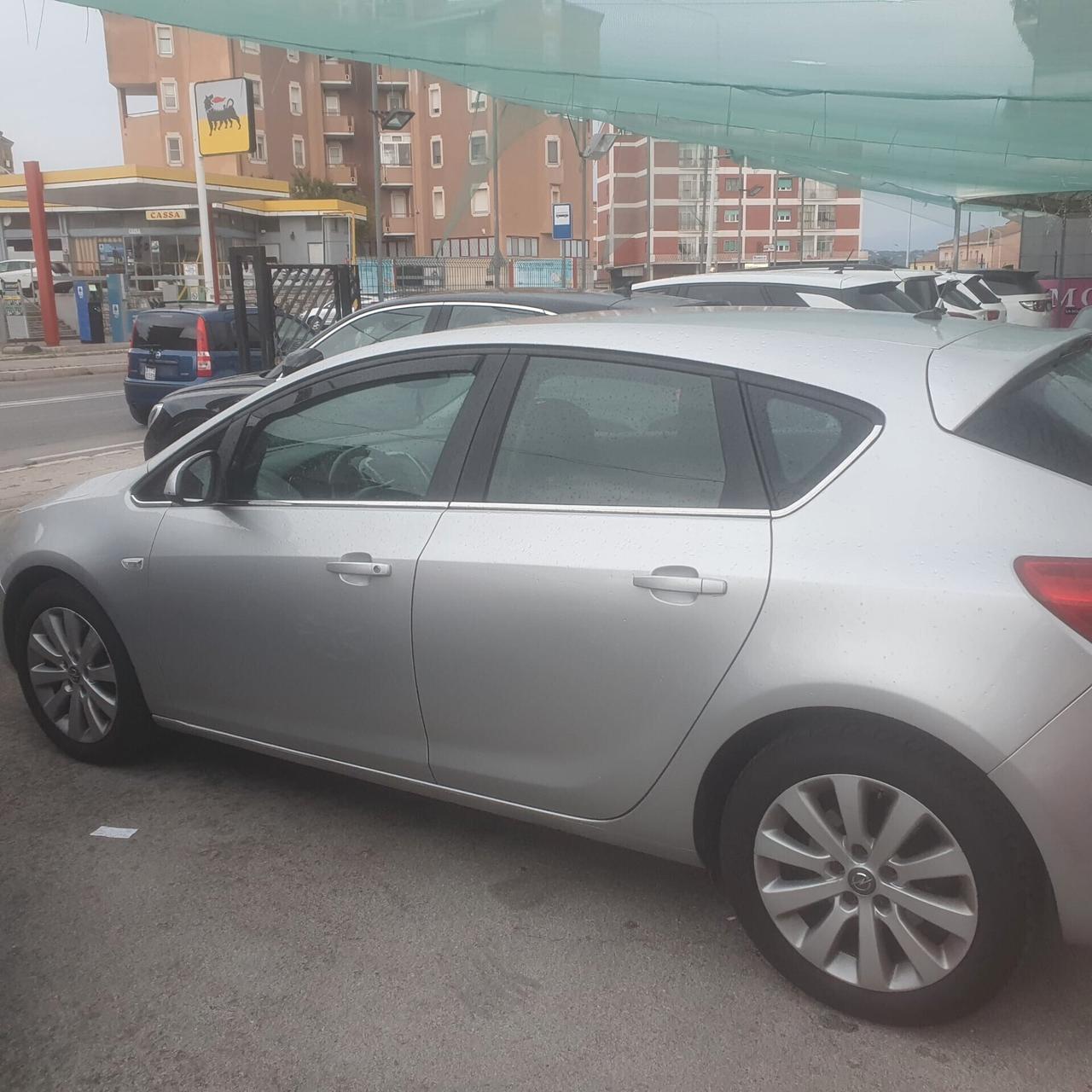 Opel Astra 1.7 CDTI 110CV 5 porte Cosmo