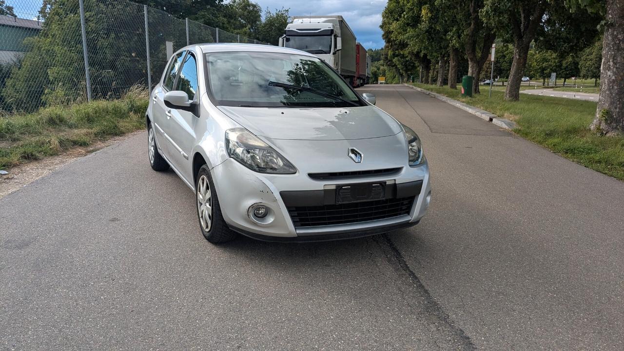 Renault Clio Storia 1.2 5 porte Confort