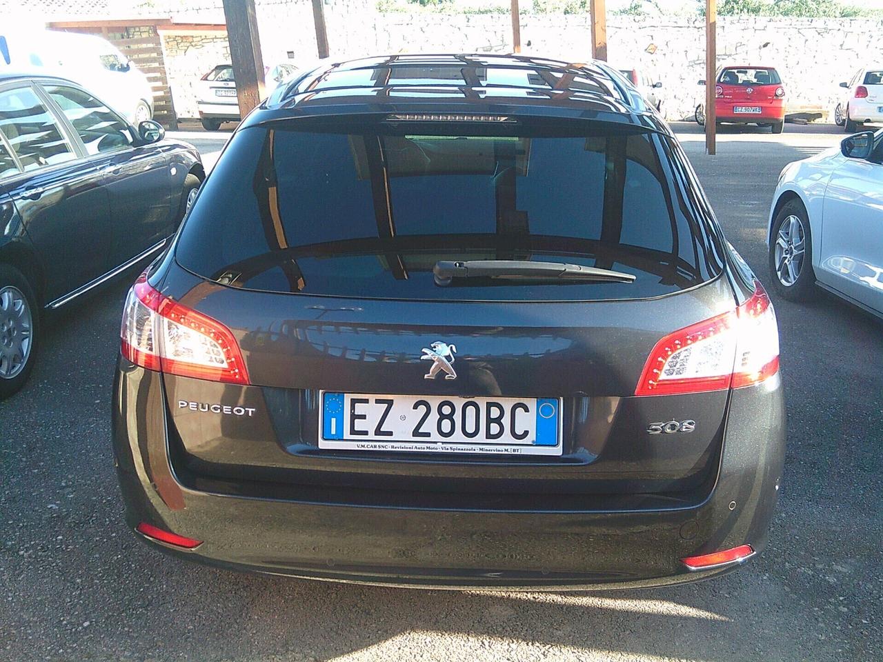 Peugeot 508 BlueHDi 180 EAT6 S&S SW Allure