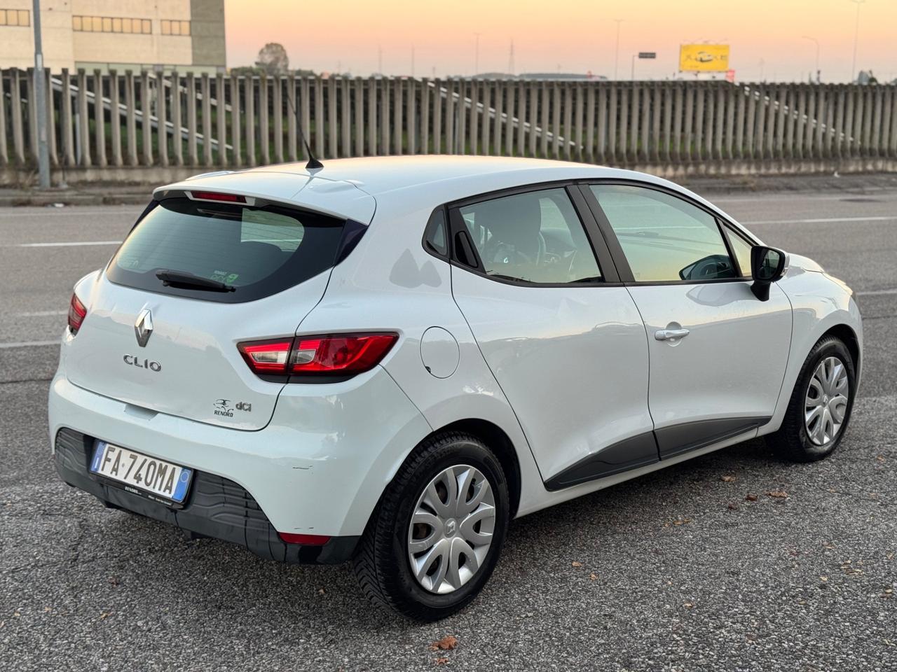 Renault Clio 1.5 dCi 75CV 5 porte