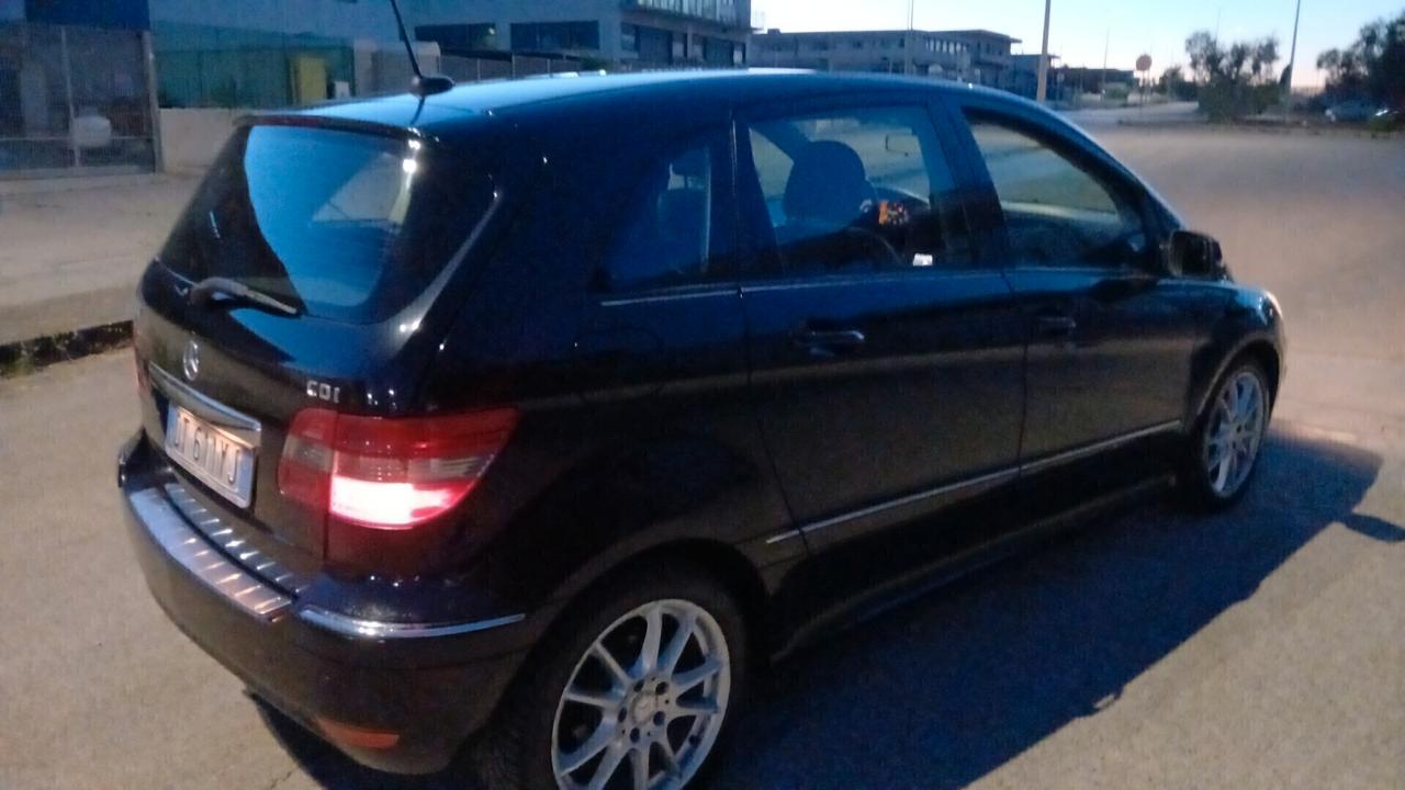 Mercedes-benz B 200 CDI Sport