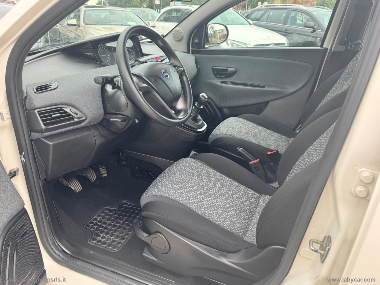 LANCIA Ypsilon 1.0 FireFly 5p.S&S Hyb. Eco Gold OK NEOPATENTATI
