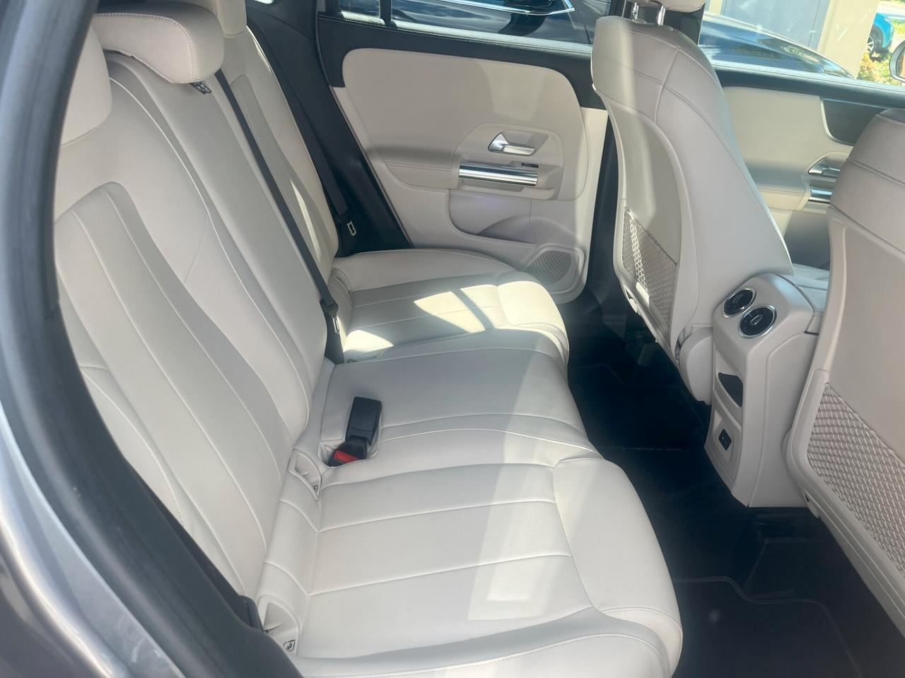 Mercedes-benz GLA 200 Automatic Sport