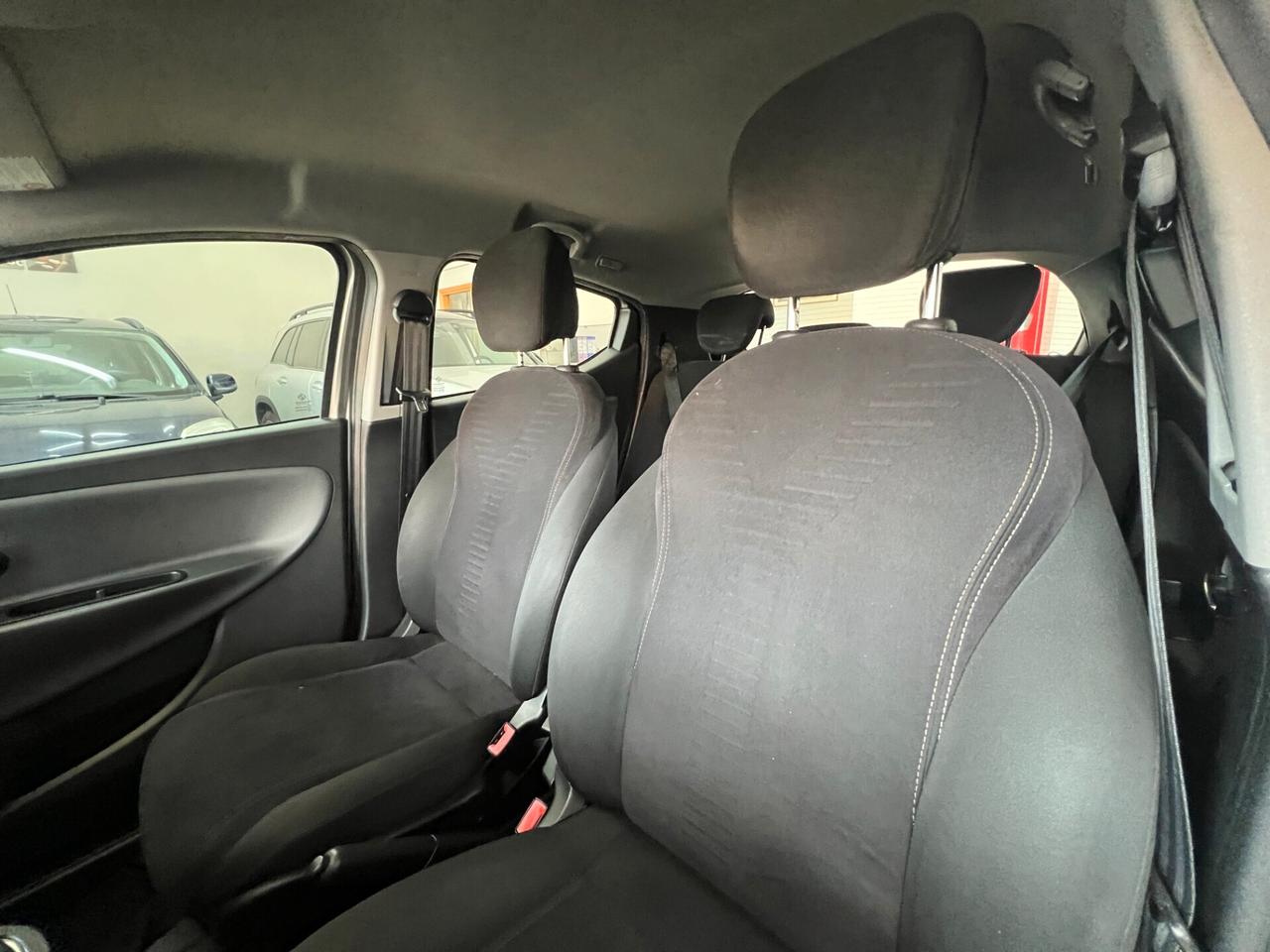 Lancia Ypsilon 1.2 69 CV 5 porte GPL Ecochic Platinum