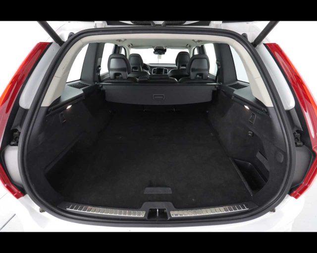 VOLVO XC90 B5 (d) AWD Geartronic Momentum Pro