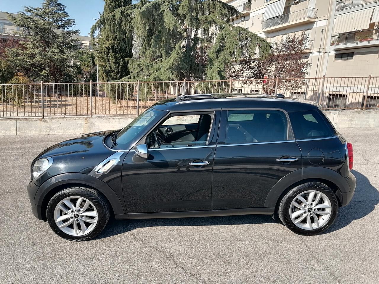 Mini Countryman 1.6d 112CV TETTO/PELLE/XENO FULL