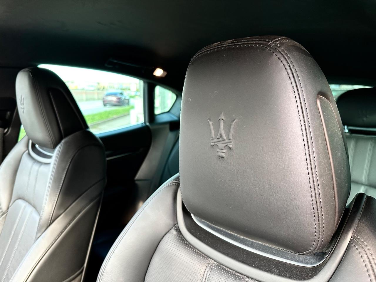 Maserati Levante V6 350 CV AWD Modena