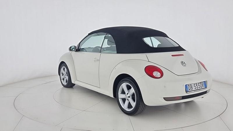 Volkswagen New Beetle 2.0 Cabrio Automatico