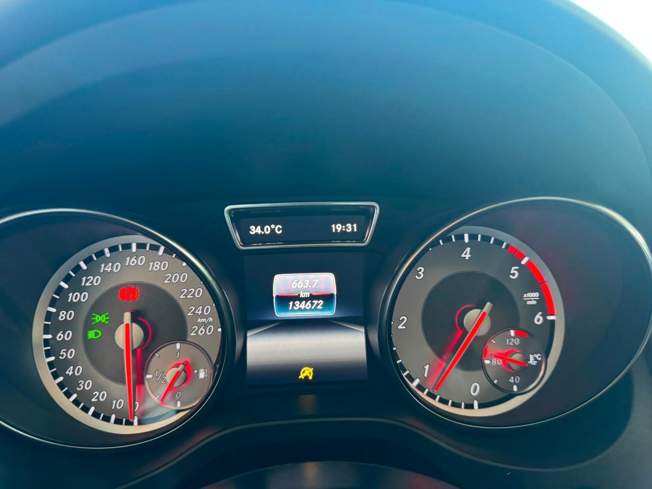 Mercedes-benz GLA 200 d Sport