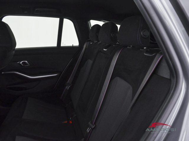 BMW 320 Serie 3 d mhev 48V xdrive MSport Pro auto