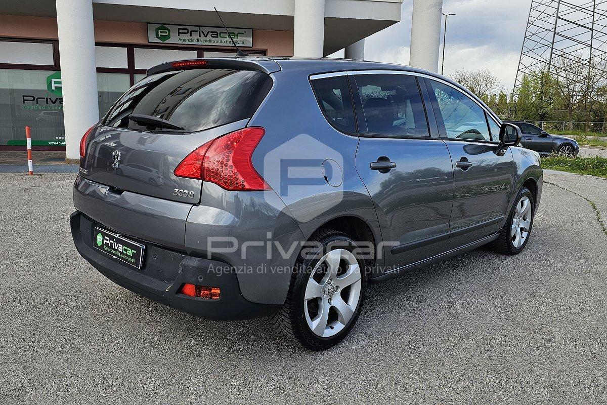 PEUGEOT 3008 2.0 HDi 150CV Active