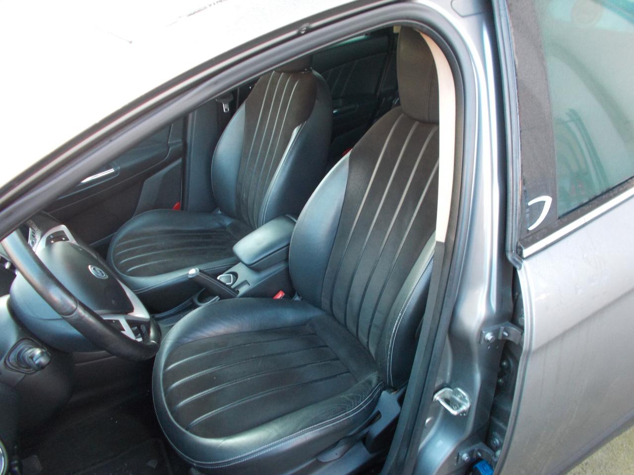 Lancia Delta 1.6 MJT DPF Platino