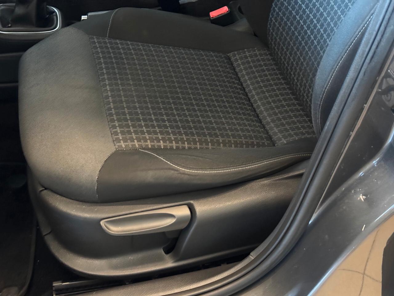 VOLKSWAGEN POLO 1.4cc TDI 90CV 5p. NEOPATENTATI