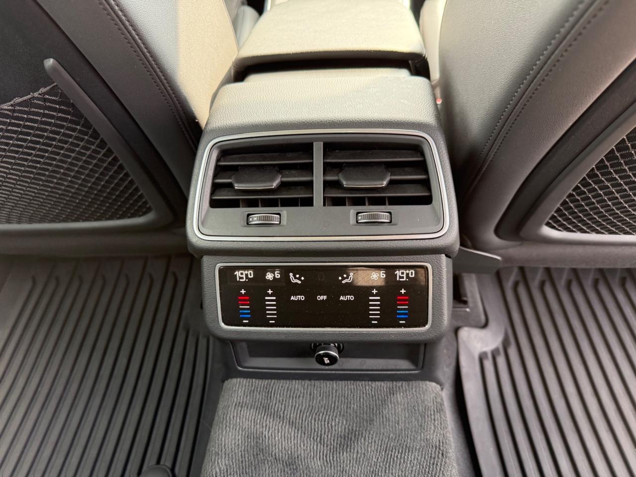 Audi A6 Avant 40 2.0 TDI quattro ultra S tronic Business Design