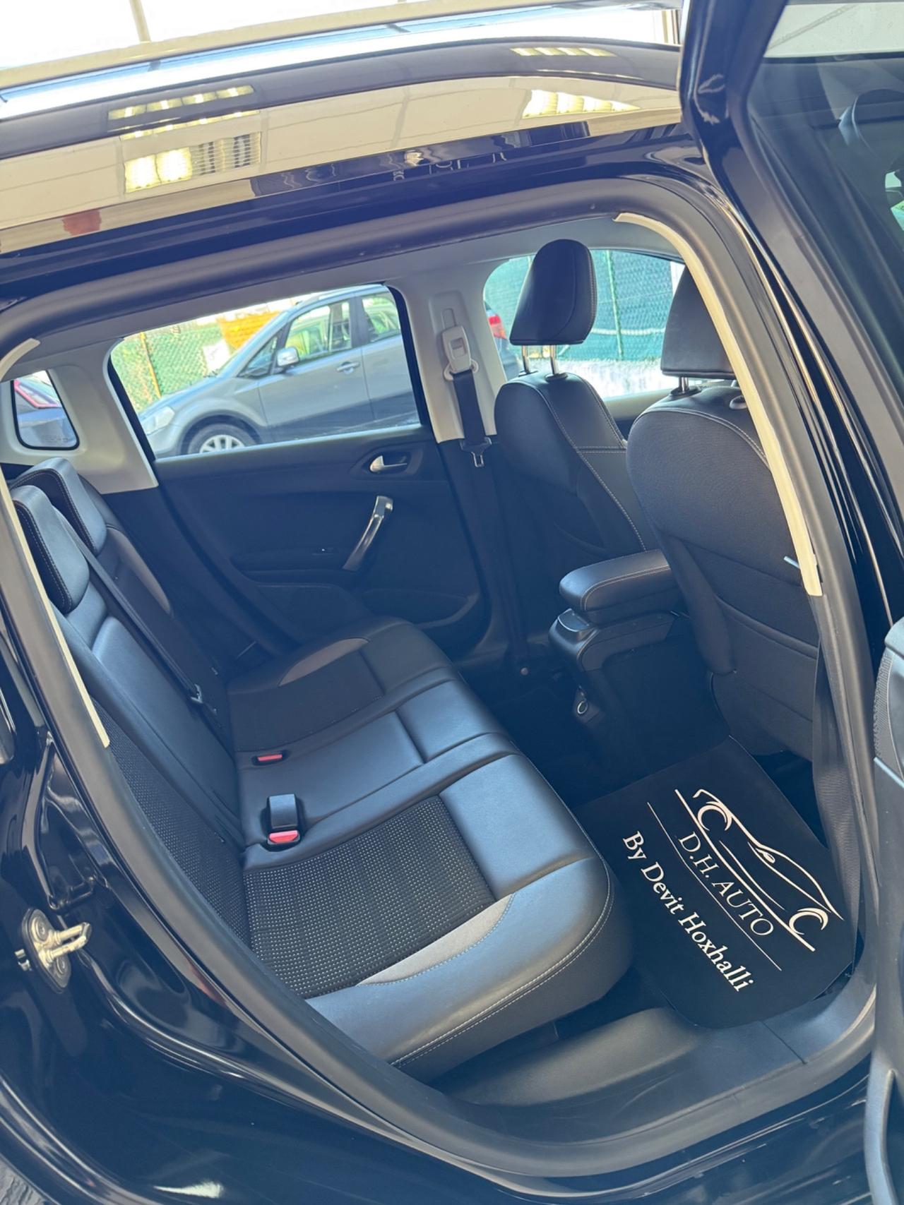 Peugeot 2008 BlueHDi 100 GT Line