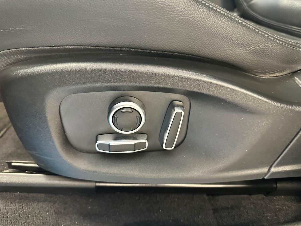 Jaguar E-Pace 2.0D I4 163 CV AWD Auto SE + accessori