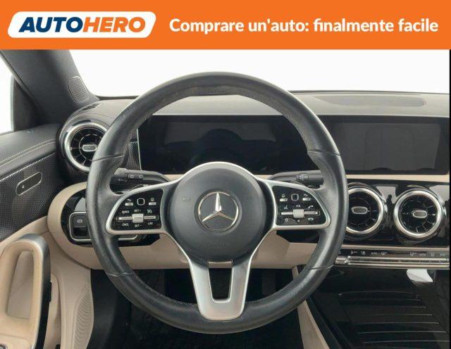 MERCEDES-BENZ CLA 200 d Automatic Shooting Brake Sport