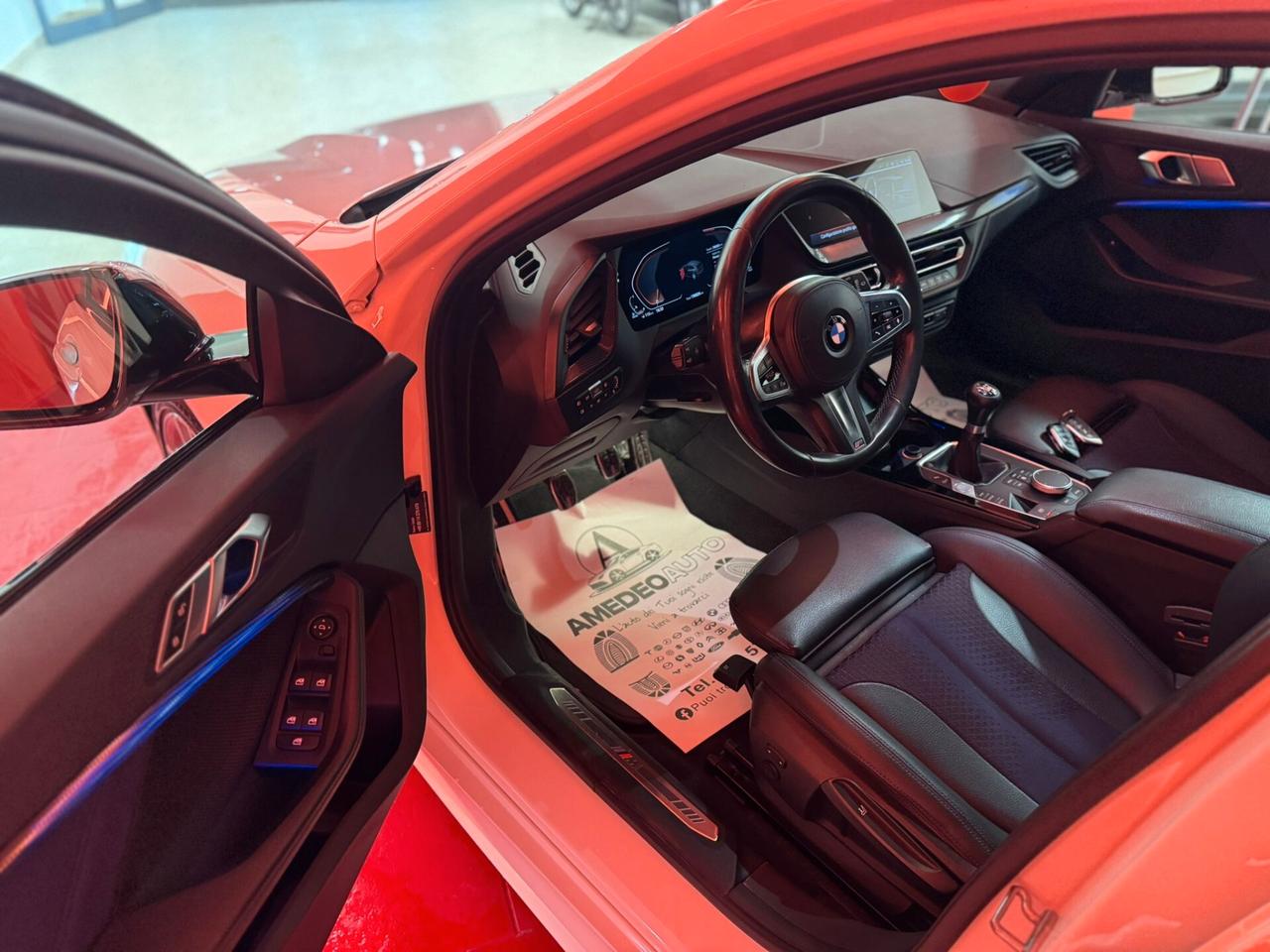 Bmw 118 116d 5p. Msport