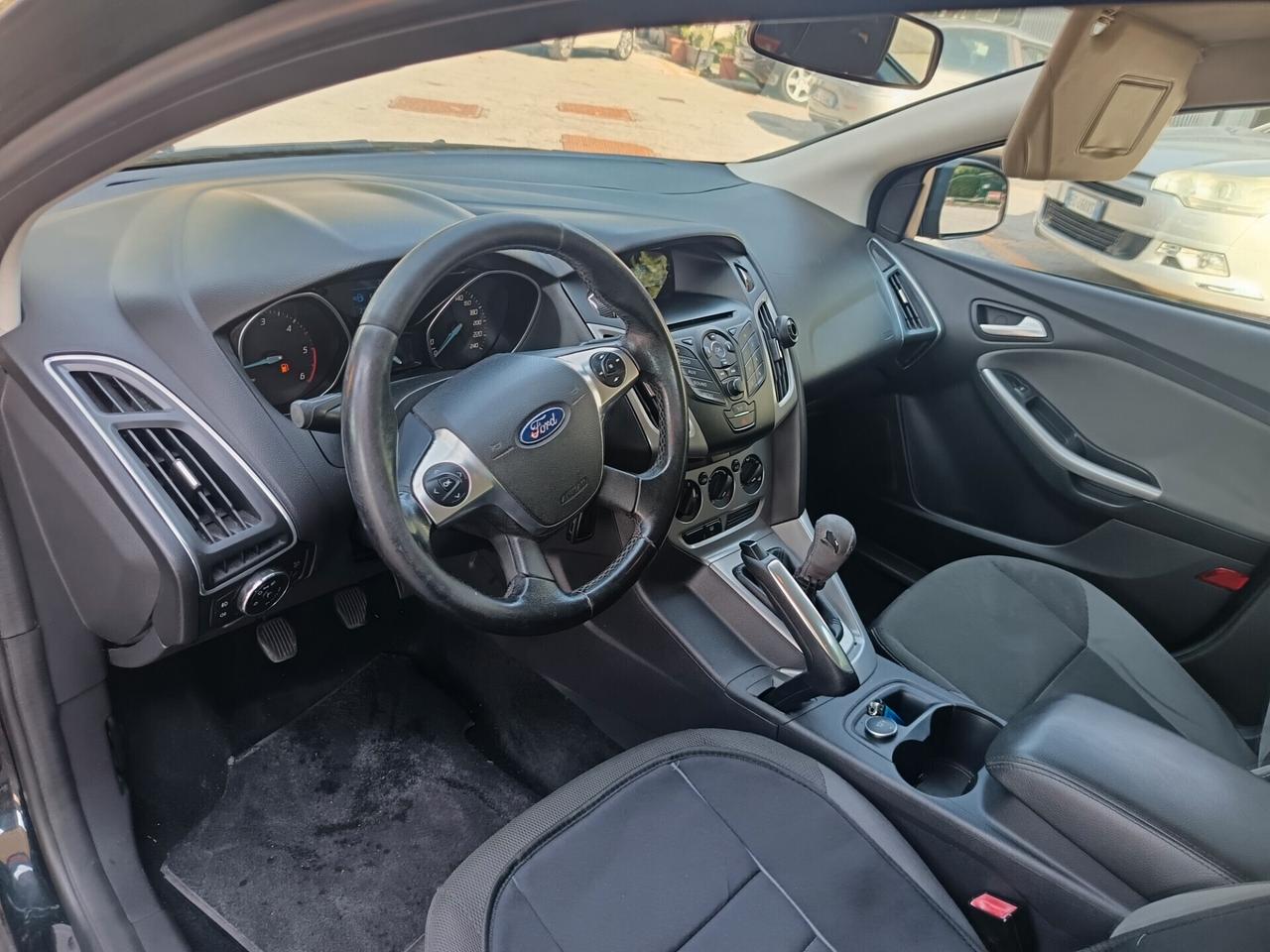 Ford Focus 1.6 TDCi 115 CV SW 2012 ok neo patente patente