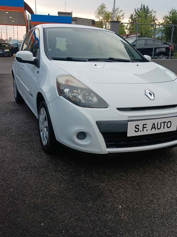Renault Clio 1.2 16V 5 porte GPL Yahoo!