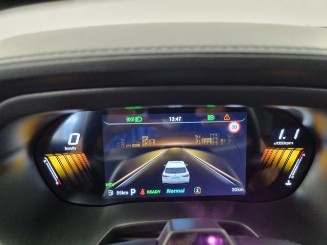 MG ZS 1.5 Hybrid+ Luxury