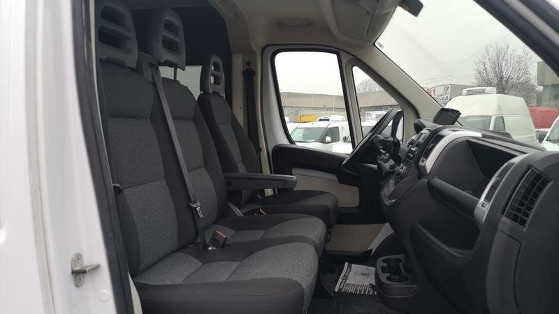 FIAT Ducato 33 2.3 MJT 140CV PM-TM 7 Posti Semi Vetrato Gancio traino