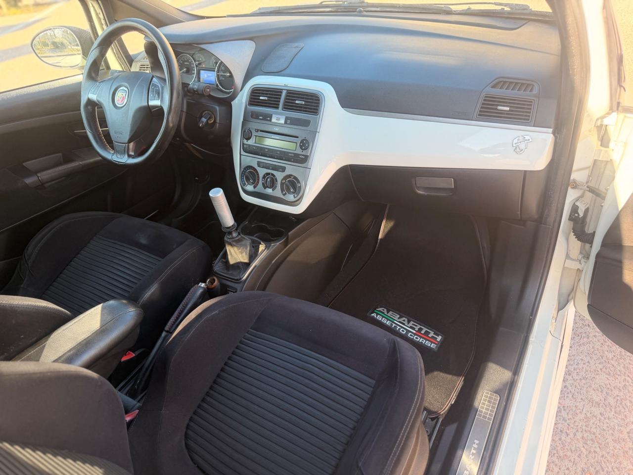 ABARTH GRANDE PUNTO 1.4t-JET €5000