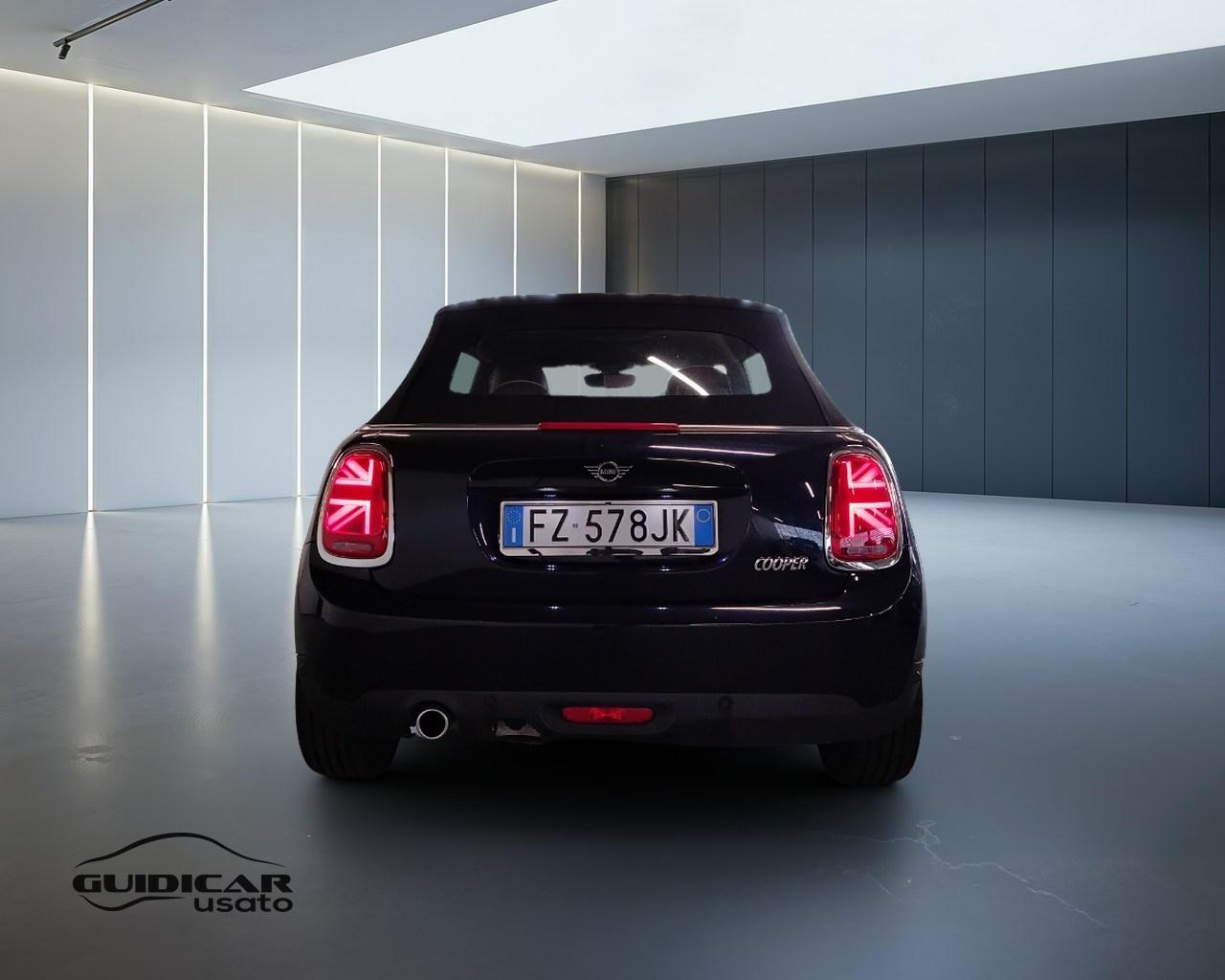 MINI Mini IV F57 2018 Cabrio - Mini Cabrio 1.5 Cooper auto