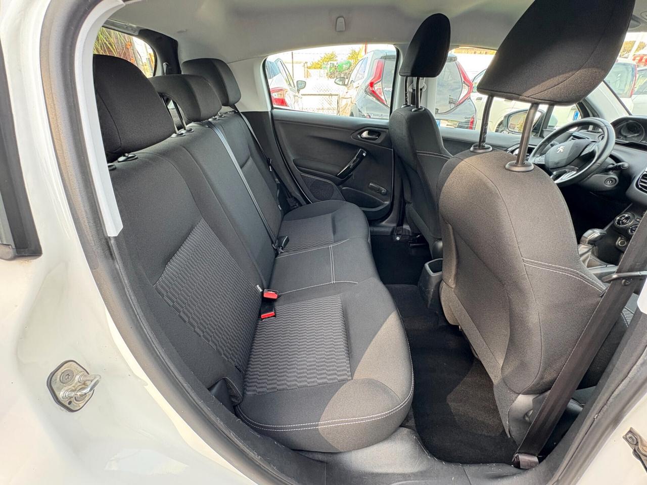 Peugeot 208 PureTech 68 5 porte Active