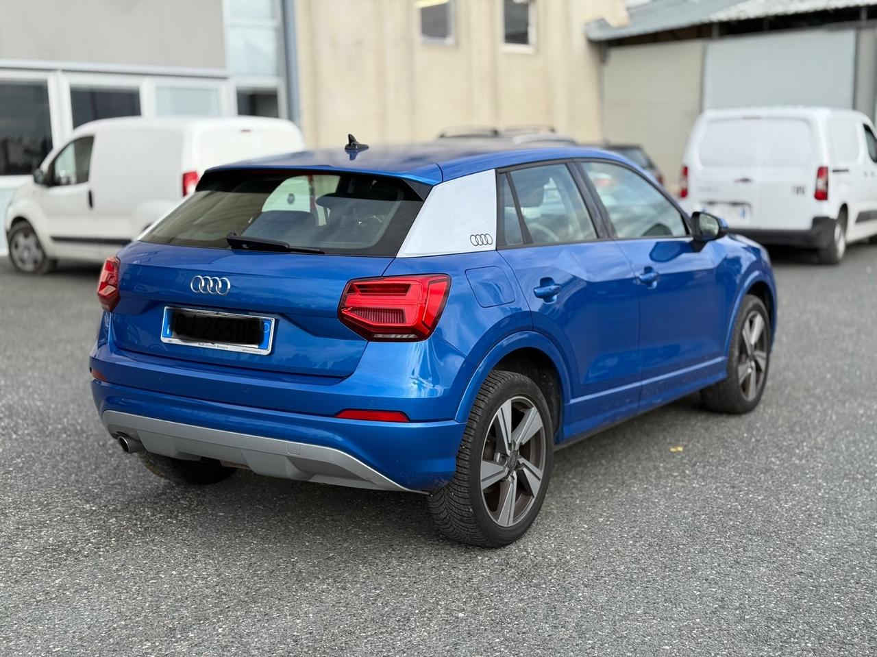 Audi Q2 30 TDI Business
