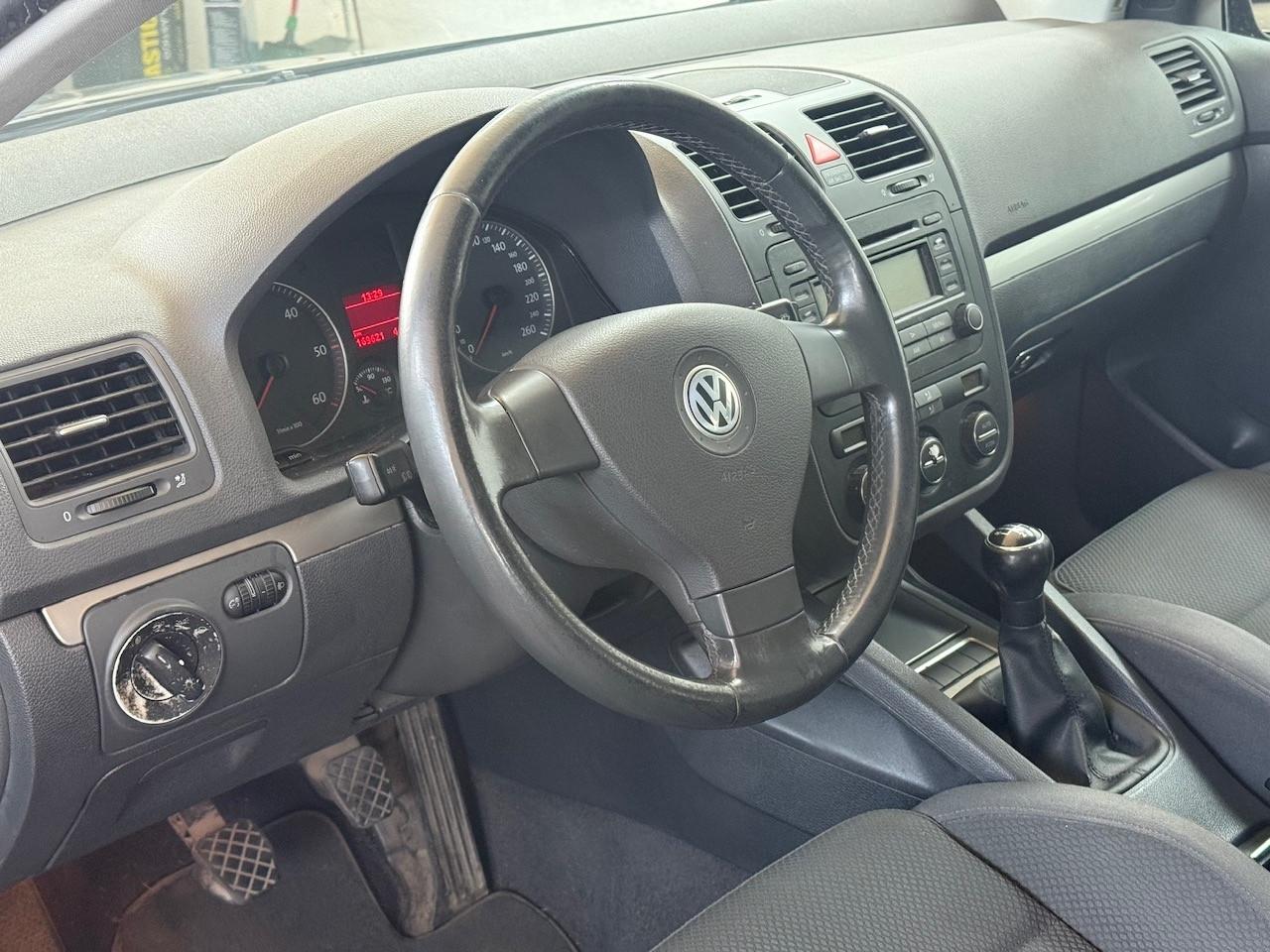 Volkswagen Golf 2.0 16V TDI 5p. Sportline