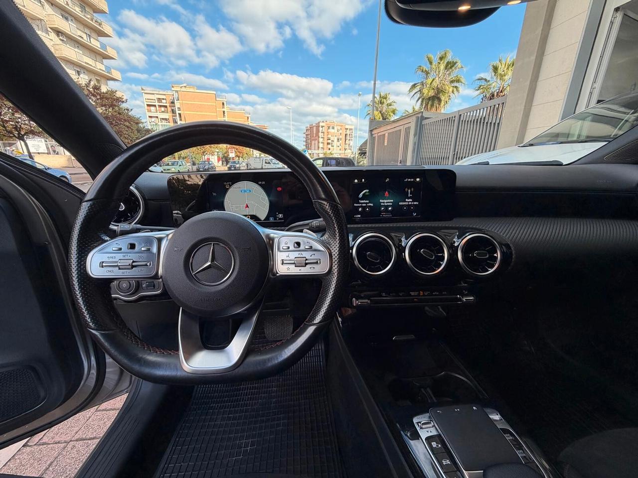 Mercedes-benz A 180d Amg Line