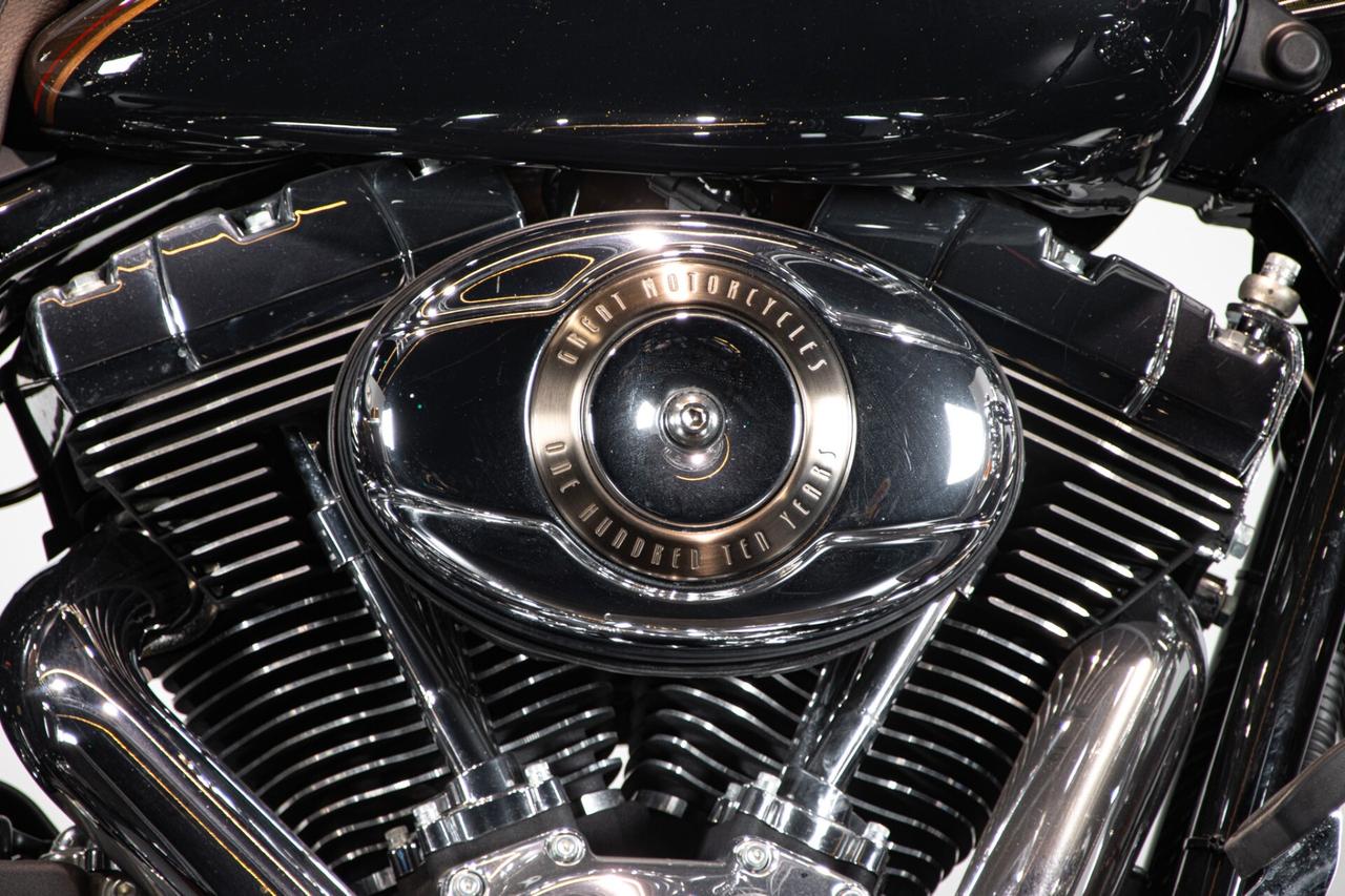 HARLEY DAVIDSON ROAD KING 110TH° ANNIVERSARY - 2013