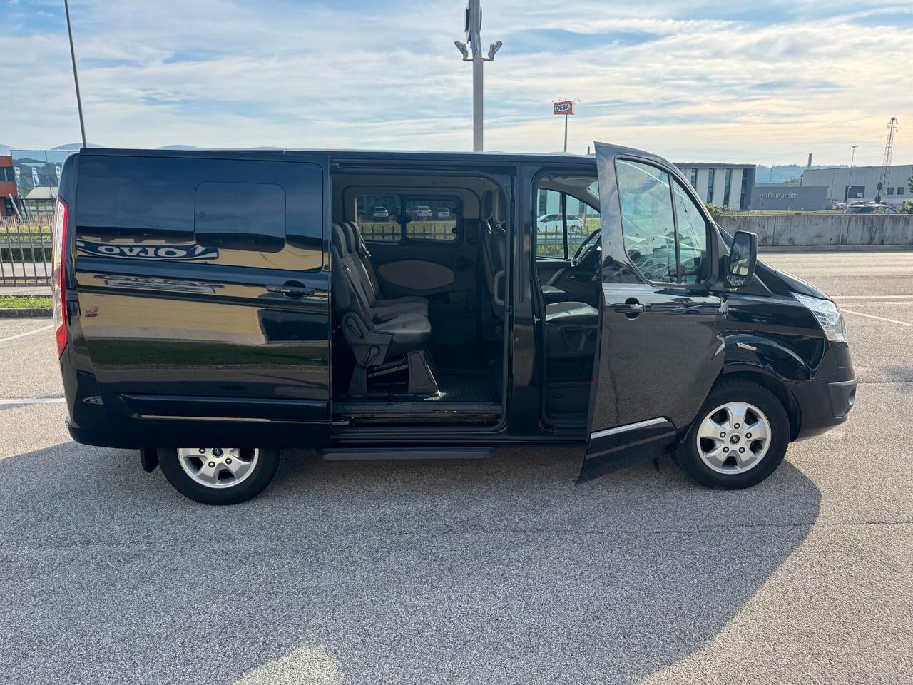 Ford Tourneo Custom Tit 2.0 TDCi 170CV Automatico PC 8posti