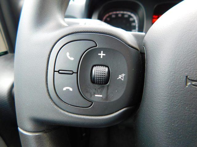 FIAT Panda Cross 1.0 FireFly S&S Hybrid 70 CV Cross Connect 7"