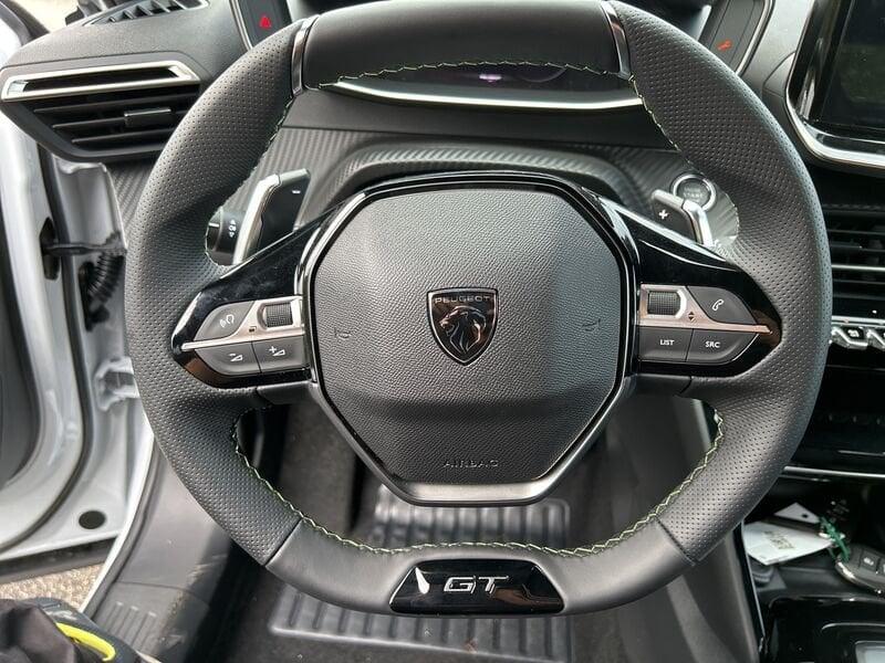Peugeot 2008 II 2023 1.2 hybrid GT 145cv e-dcs6