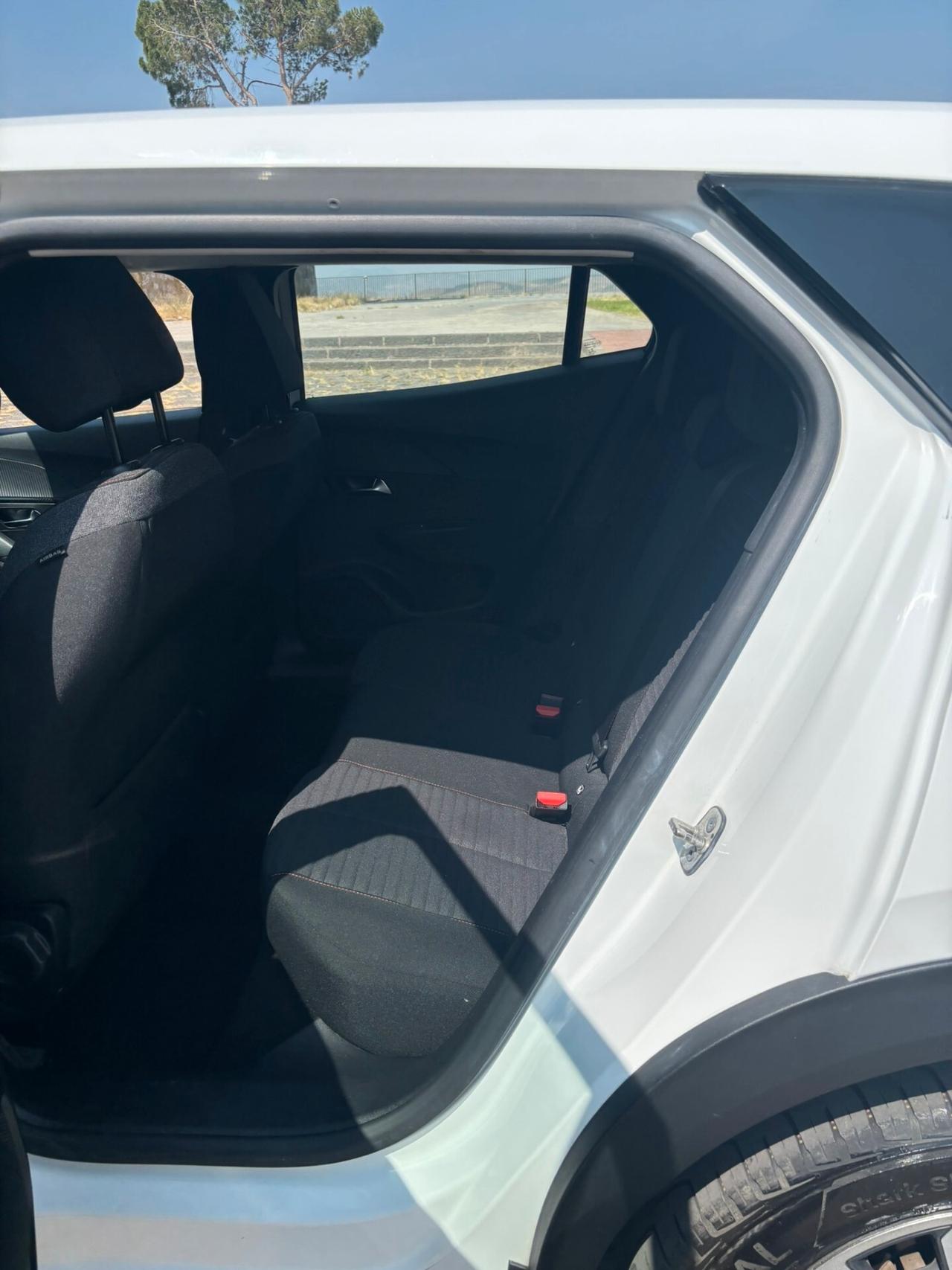 Peugeot 2008 1.5 Blue-HDi Active Business
